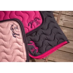 Tapis de selle Eden by Pénélope Diamant - Rose Pâle & Marine