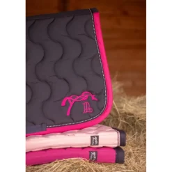 Tapis de selle Eden by Pénélope Diamant - Marine & Fuchsia